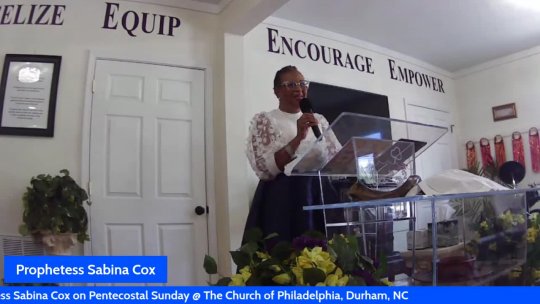 Pentocoastal Sunday w Prophetess Cox