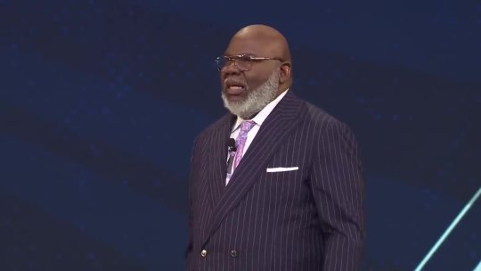 Real Men Pour In  Bishop T.D. Jakes
