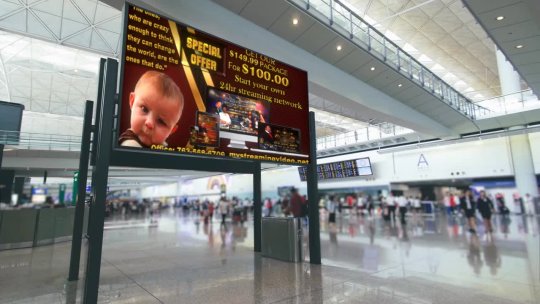 VIDDYOZE Airport Billboard