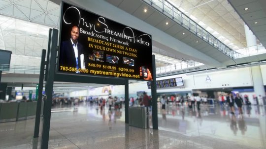 VIDDYOZE Airport Billboard2
