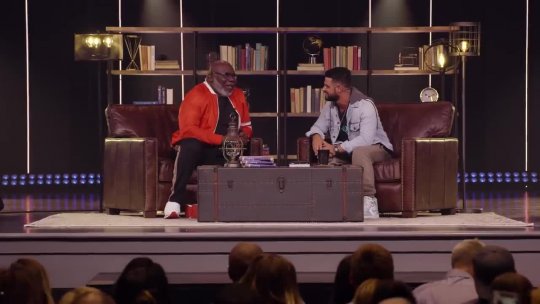 Crushing God Turns Pressure Into Power with Bishop T.D. Jakes & Pastor Steven Furtick